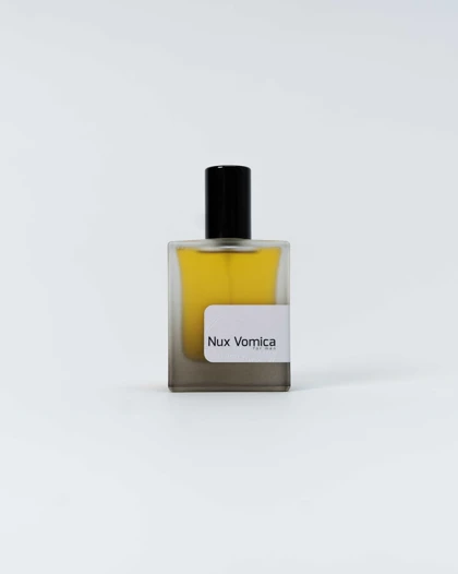 عطر مردانه مدل NUX VOMICA برند کلار کالکشن kelar collection