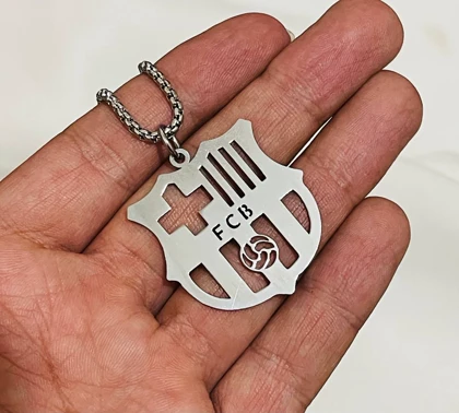 گردنبند فوتبالی بارسا