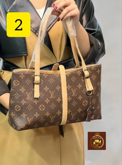 کیف زنانه دوشی و دستی مارک