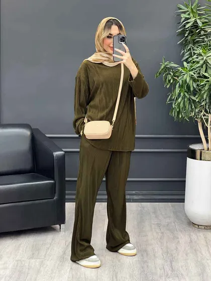 ست بلوز و شلوار پلیسه‌دار