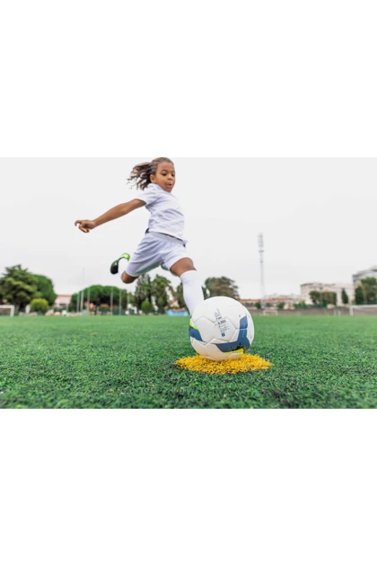 کفش فوتبال بچگانه دکتلون decathlon