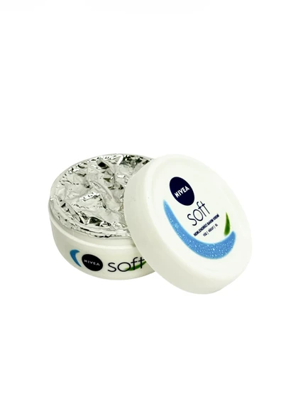 کرم مرطوب کننده نیوآ Nivea مدل سافت Soft