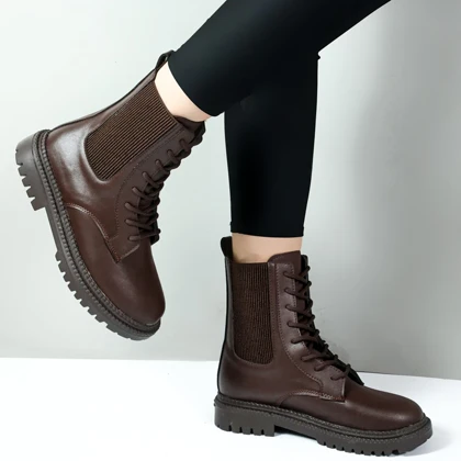 بوت زنانه رنگ قهوه ای مدل دوکش B بند دار ساق بلند کد 11277