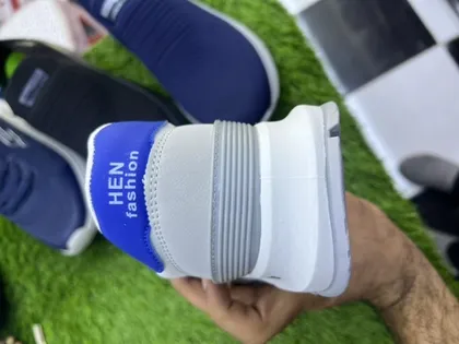 کفش کتانی وارداتی ویتنام مدل نیوبالانس سفید طوسی آبی فوق العاده با کیفیت و خاص