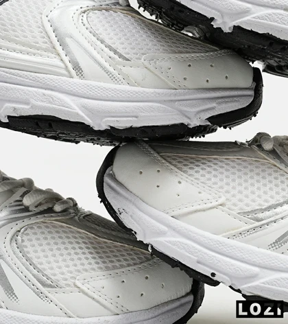 کفش کتانی مردانه و زنانه سفید طوسی NEW BALANCE 530