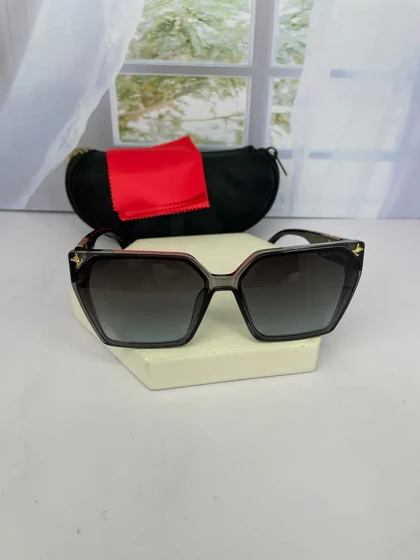 عینک آفتابی زنانه لویی ویتون 9545