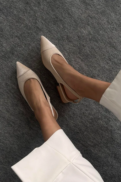 کفش پاشنه‌بلند کلاسیک زنانه استراسونس straswans