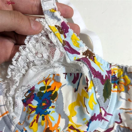 ست شورت و سوتین زنانه پانیذ مدل گل‌گلی فنردار طوسی