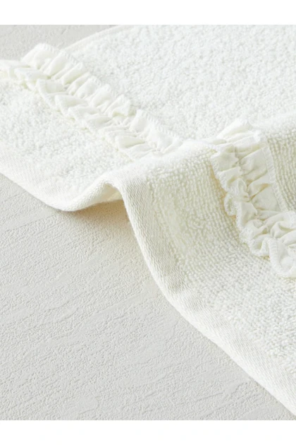 حوله دستی 3 عددی English Home مدل Soft Ruffle پنبه
