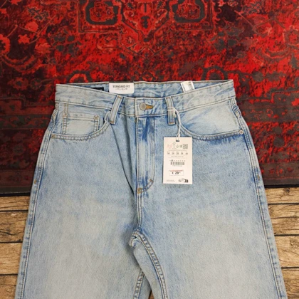 شلوار جین نیم بگ بدون جنسیت pull & bear کد 381
