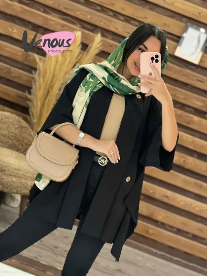 مانتو پولیتی دکمه چوبی