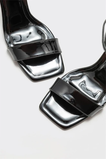 صندل زنانه اله elle