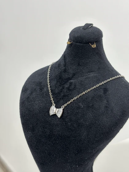 گردنبند نقره زنانه پاپیون نگینی 987