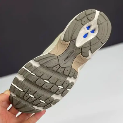 نیو بالانس 530 نسکافه‌ای New Balance 530 Nescafe