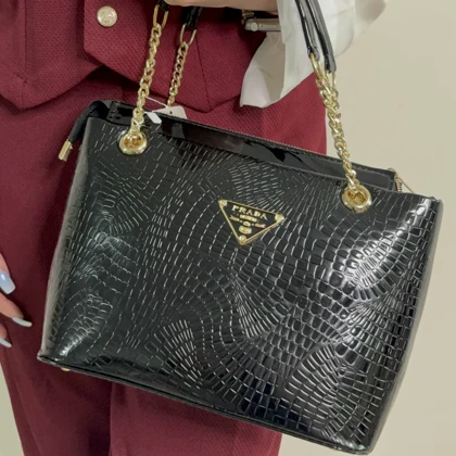 کیف زنانه دوشی و دستی پرادا کد 2168