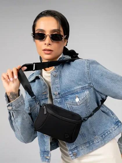 کیف دوشی زنانه دیوید جونز مدل David Jones CM7467