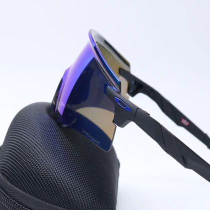 عینک برند OAKLEY کد 181401