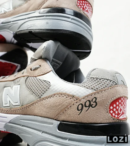 کفش کتانی بزرگ پا طوسی کرم NEW BALANCE 993