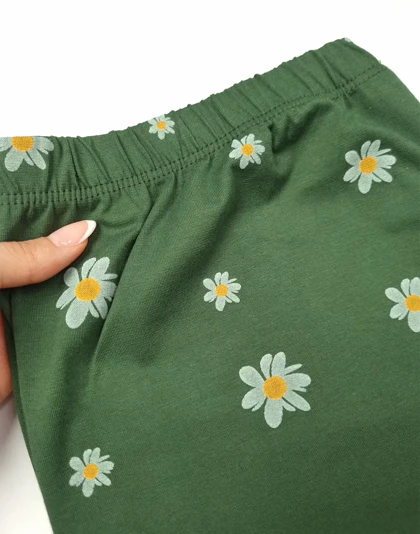 شلوارک راحتی زنانه نخی سیلکا طرح نیارا