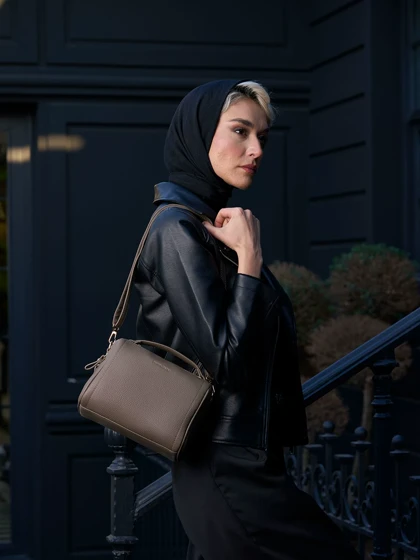 کیف دوشی زنانه دیوید جونز