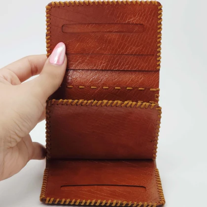 کیف پول و جاکارتی دور دوخت چرم مصنوعی (فوم) دکمه‌دار کد 18202س