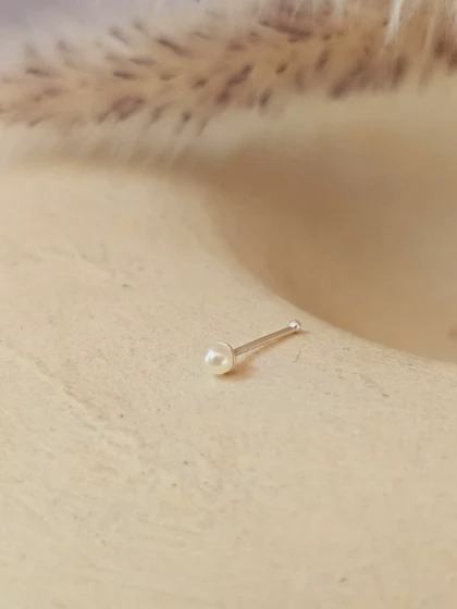 پیرسینگ بینی مروارید