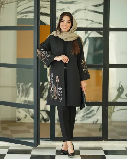 مانتو گلدوزی هاله کد 2574