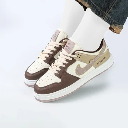 کفش و کتانی زنانه مدل نایک NIKE AIR رنگ کرم قهوه ای کد M1364