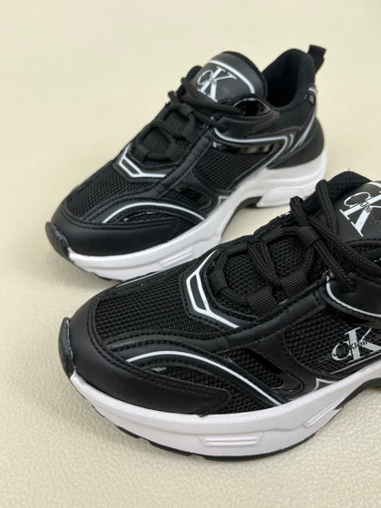کتانی زنانه رانینگ کلوین کلاین | کتانی زنانه رانینگ کلوین کلاین Calvin Klein کد 1560 کد 466
