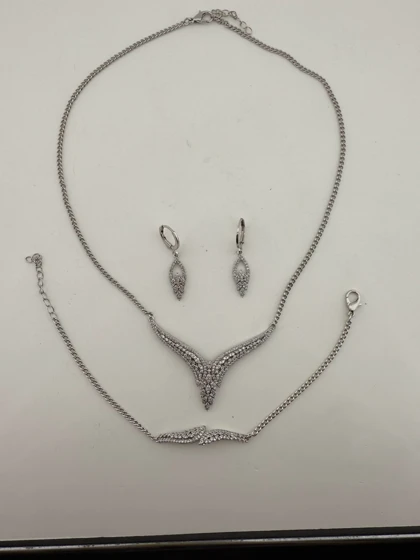 سرویس استیل نقره‌ای نگین‌دار با گارانتی