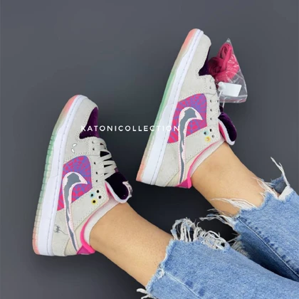 نایک اس بی دانک لو اسپایدر Nike SB Dunk Low Spider Gwen
