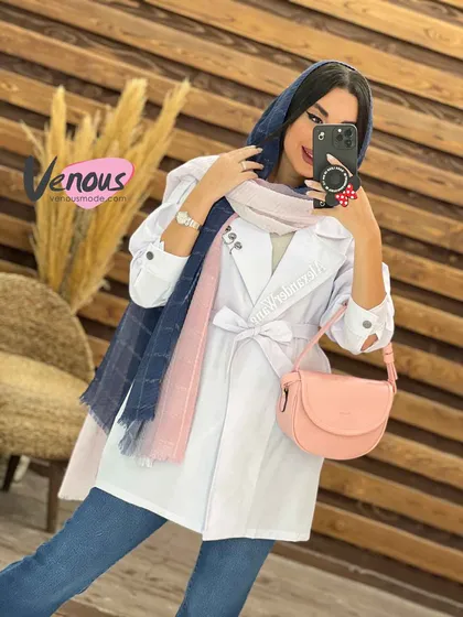مانتو داکرون یقه پیرسینگ