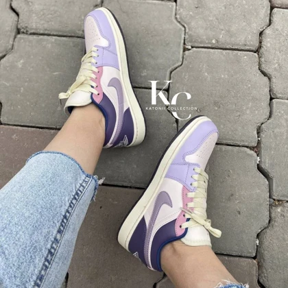 کتانی نایک ایرجردن 1 لو بنفش پاستیلی Nike air jordan 1 low pastel pruple