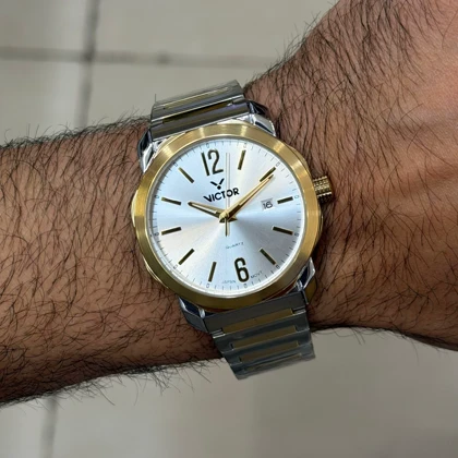ساعت مچی اورجینال مردانه ویکتور VICTOR 5715