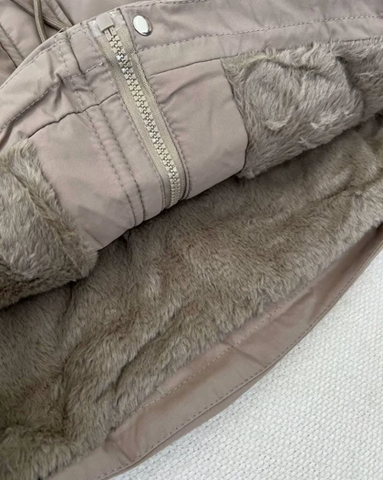 کاپشن تو خز اور..جینال کد 5205