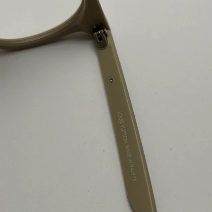 فریم عینک بلوکات طبی لویی ویتون کرمی tr90 نرم و سبک به همراه کاور پارچه ای و دستمال - عینک کار با کامپیوتر و موبایل