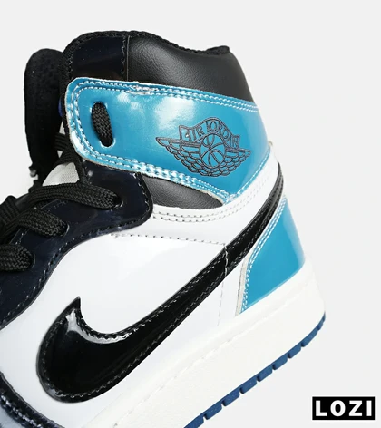 کفش کتانی ساق‌دار مردانه و زنانه مشکی سفید آبی NIKE jordan 1 مدل 7677