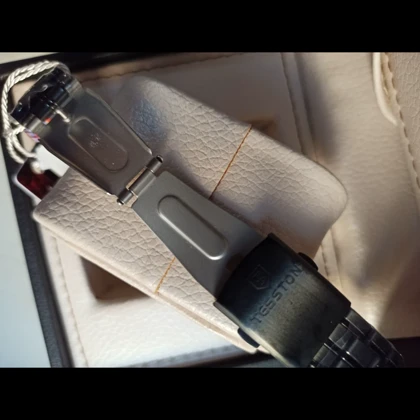 ساعت مچی مردانه فول بلک Testone دو تقویم موتور اصلی با گارانتی + جعبه چوبی و باطری یدکی اضافه