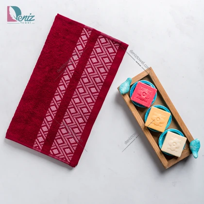 حوله دستی الماس رنگ زرشکی