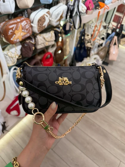 کیف زنانه دستی و دوشی کوچ مدل مروارید