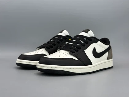 کتانی نایکی جردن1لو دارک موکا مستر/Nike Air Jordan 1 low