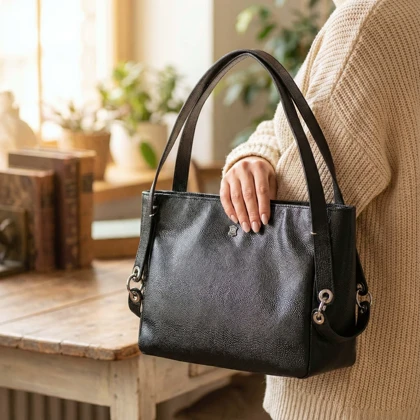 کیف چرم زنانه مدل ویتا