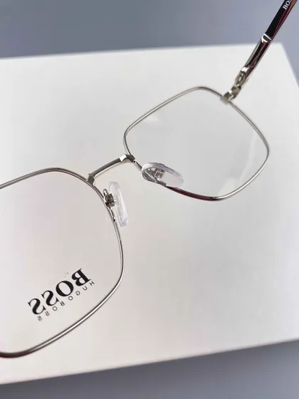 عینک طبی هوگوباس مدل HB0211