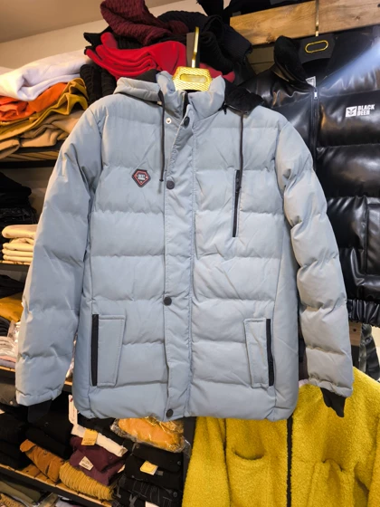 کاپشن اوور بلند رنگ سبز یخی فوق‌العاده شیک و ضخیم سه لایه پشم شیشه