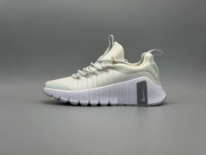 کتانی نایکی متکان6 شیری سفید/Nike Metcon