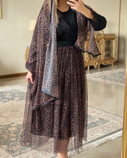 ست سه‌تکه پلنگی
