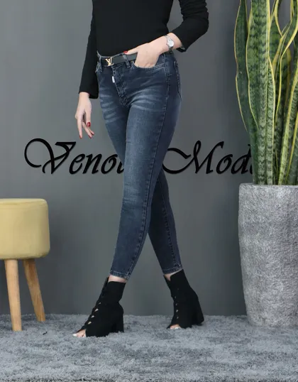 شلوار جین آبی تیره