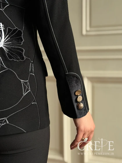 مانتو کتی پشت گلدوزی طرح گل