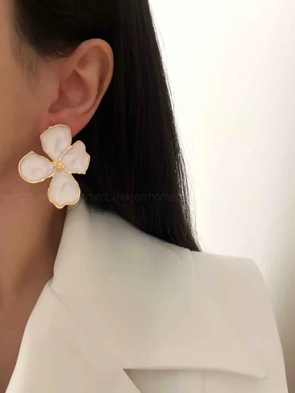 گوشواره گل میناکاری