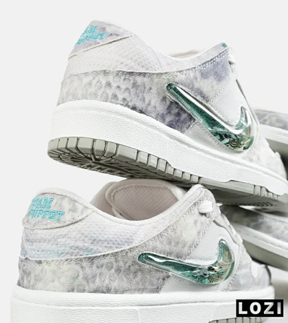 کفش کتانی مردانه و زنانه طوسی سفید سبز نایک NIKE dunk low steam puppet
